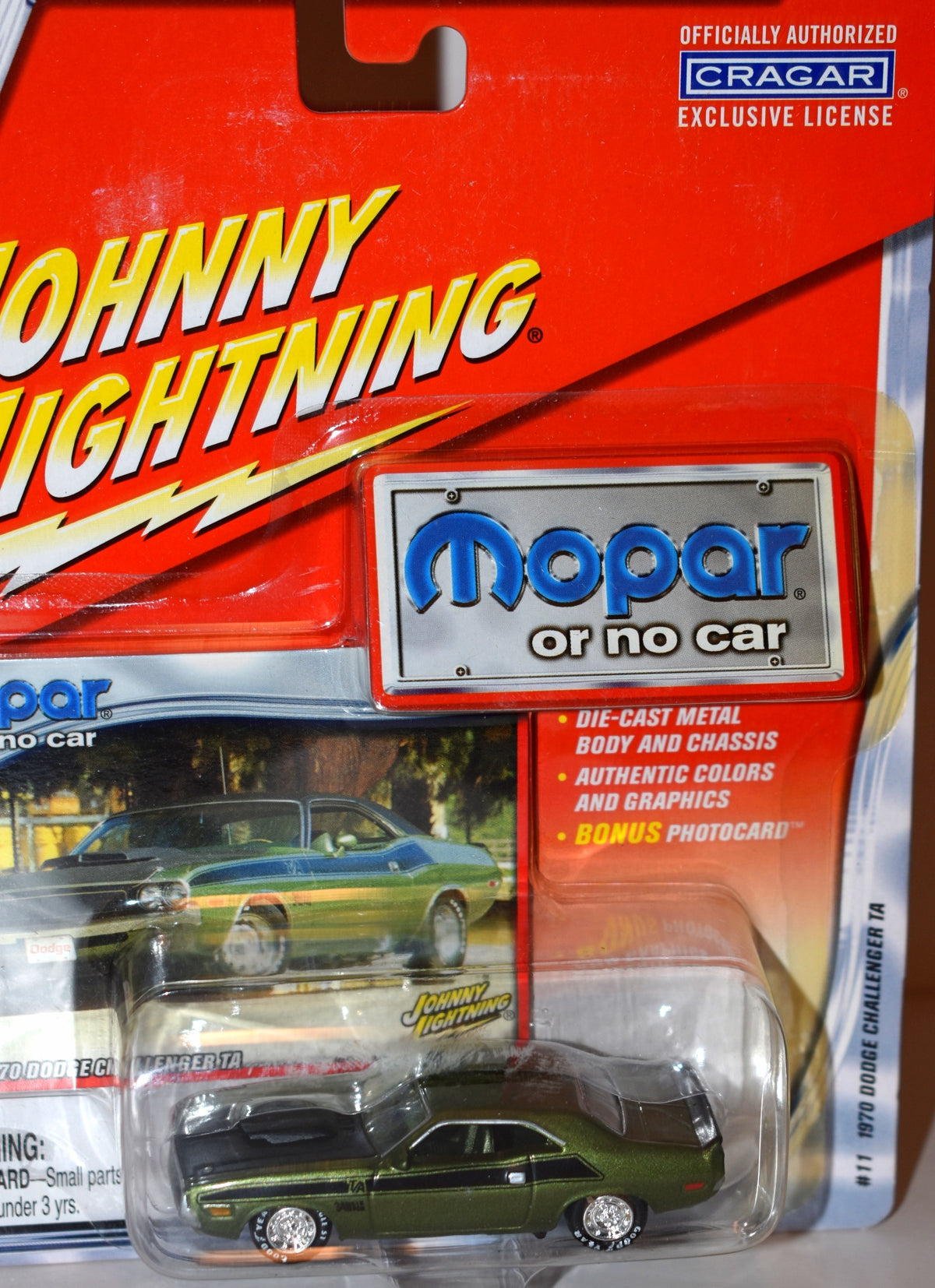 Johnny Lightning - MOPAR or No Car - 1970 Ddge Challenger T/A (Mags)