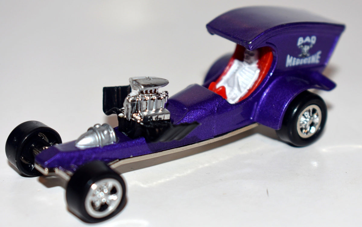 Johnny Lightning - Wacky Winners - Tom Daniel's famous Bad Medicine Hot Rod