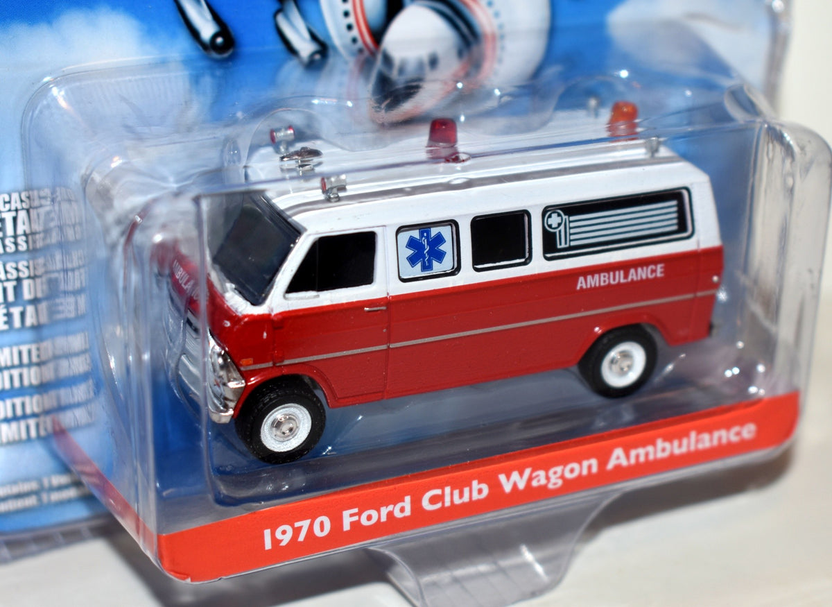 Greenlight Hollywood - Airplane - 1970 Ford Club Wagon Ambulance