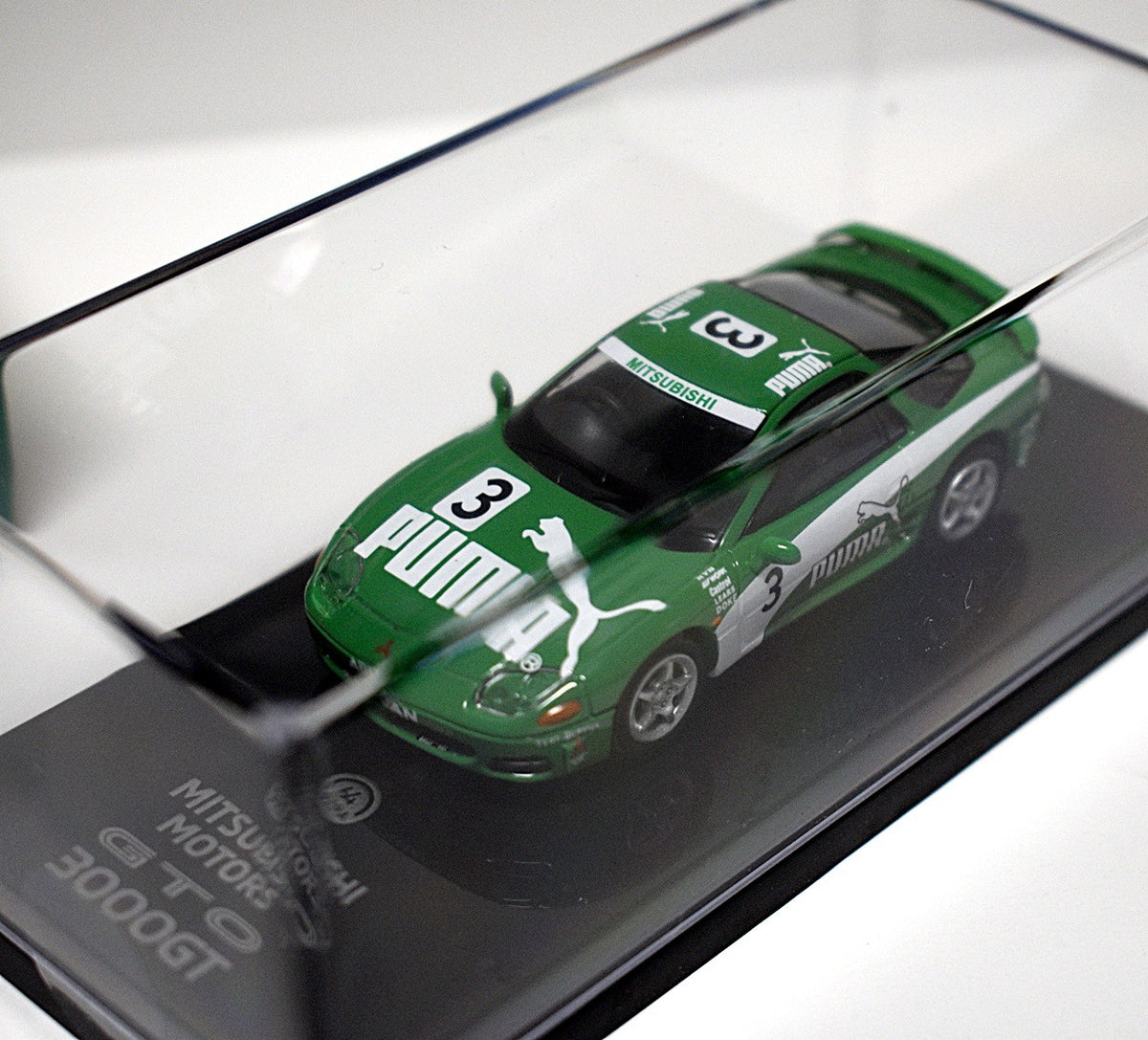 Para 64 - Mitsubishi Motors GTO 3000GT