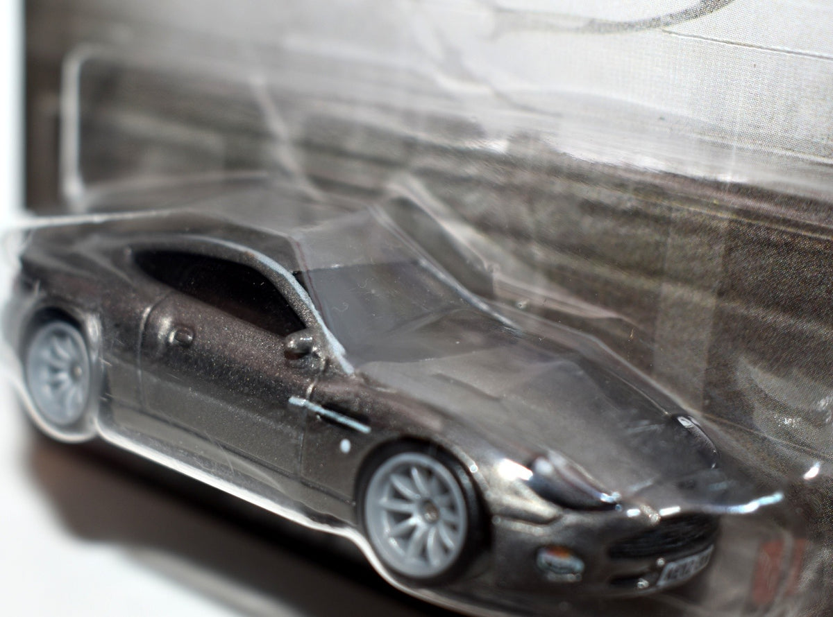 Hot Wheels Premium - James Bond Die Another Day - Aston Martin Vanquish