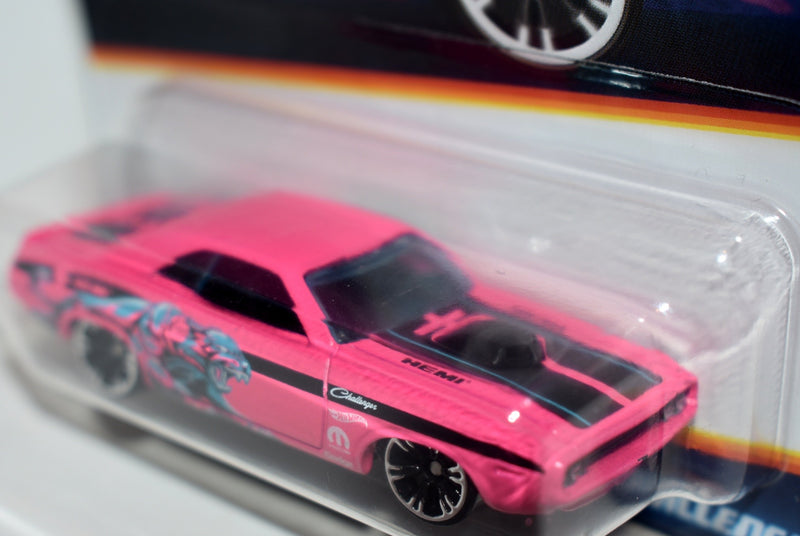 Hot Wheels Neon Speeders - One for the Ladies! 1970 Dodge Hemi Challenger