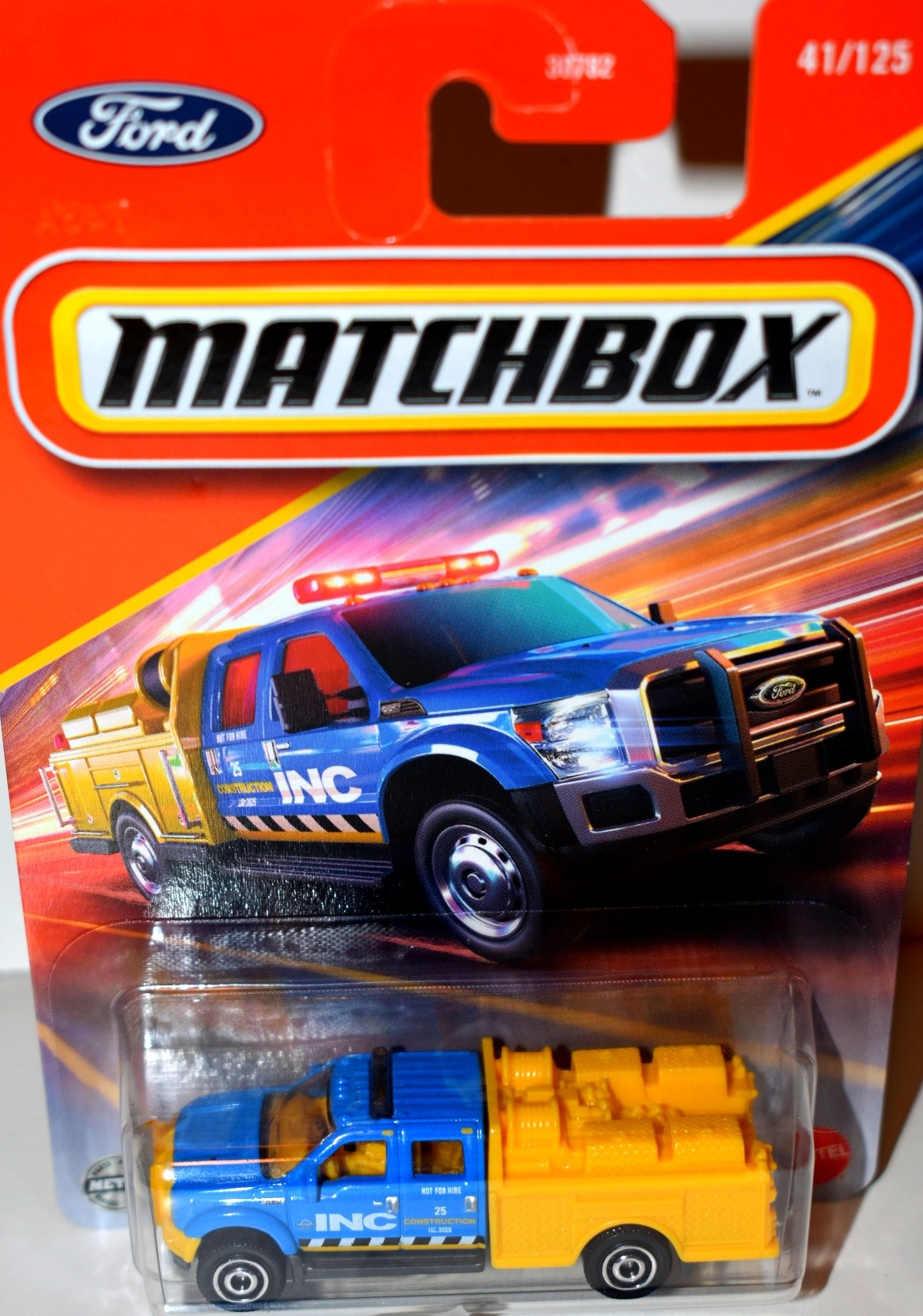 Matchbox  - INC Construction Ford F-550 SuperDuty Truck