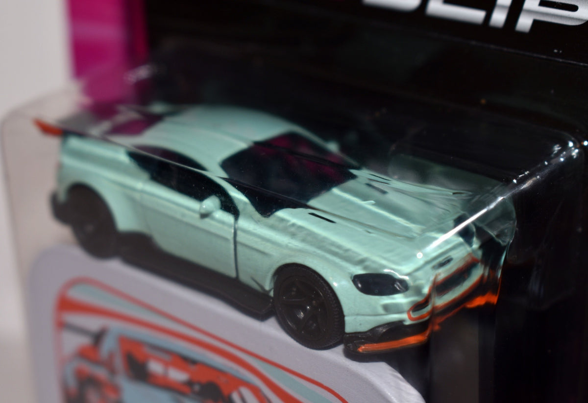 Jada Pink Slips - Aston Martin Vantage GT8