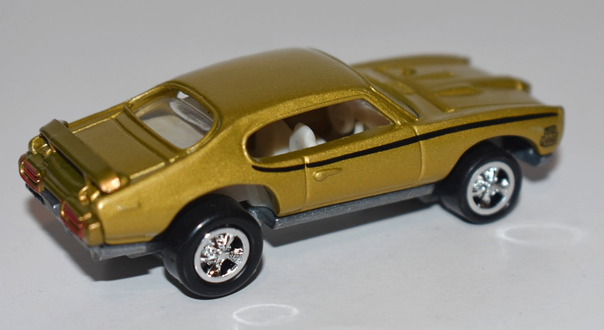 Johnny Lightning Muscle Cars USA - 1969 Pontiac GTO Judge