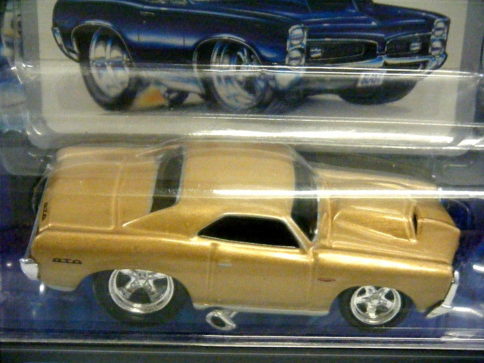 Muscle Machines 1966 Pontiac GTO