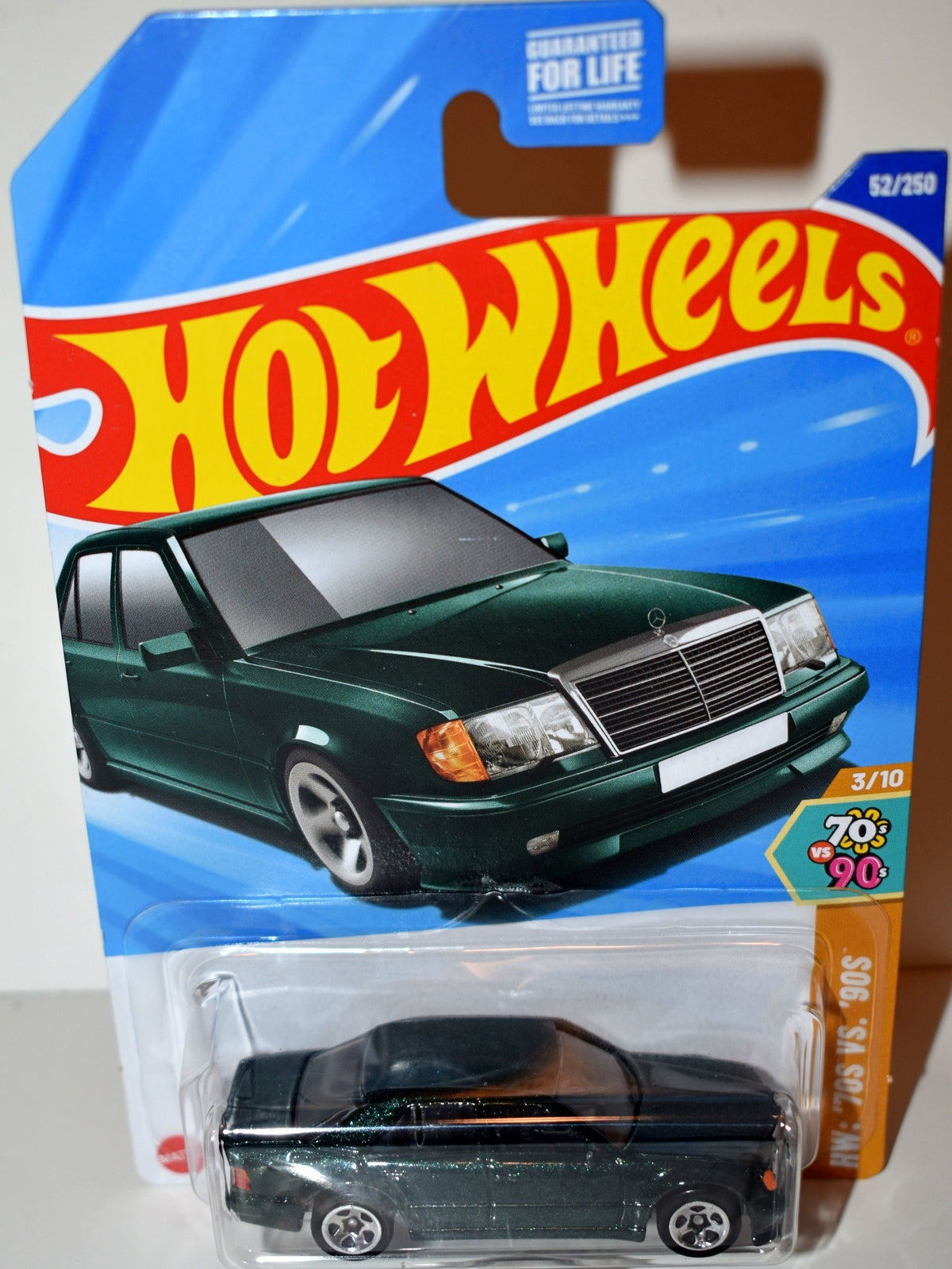 Hot Wheels - Mercedes-Benz 500 E