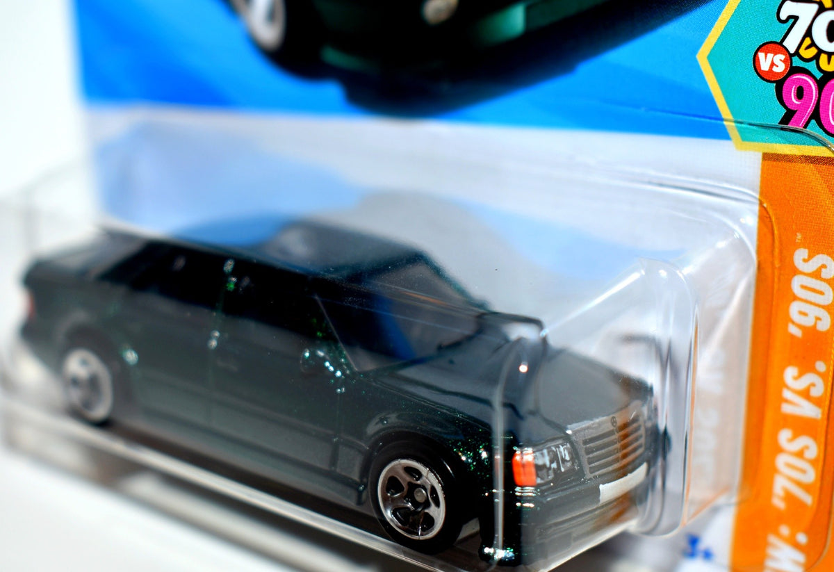 Hot Wheels - Mercedes-Benz 500 E