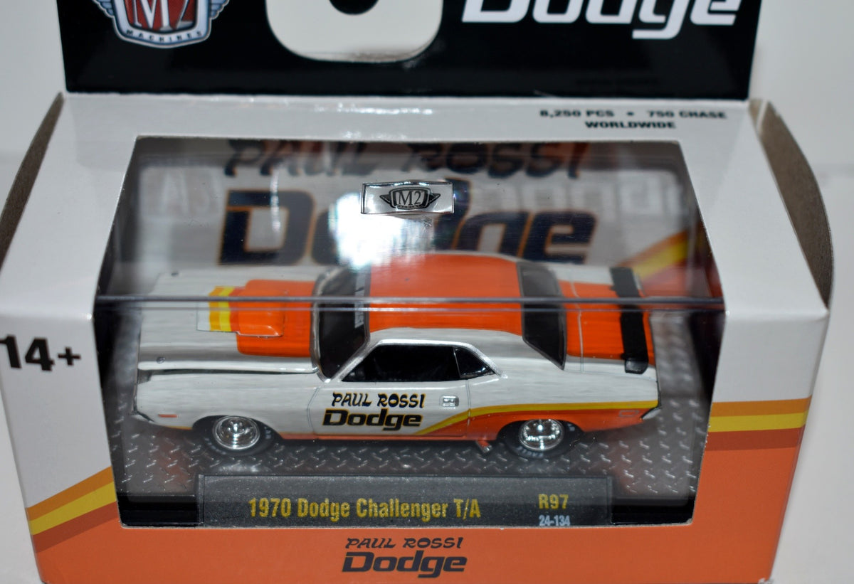 M2 Machines Auto-Thentics -  Paul Rossi 1970 Dodge Challenger T/A