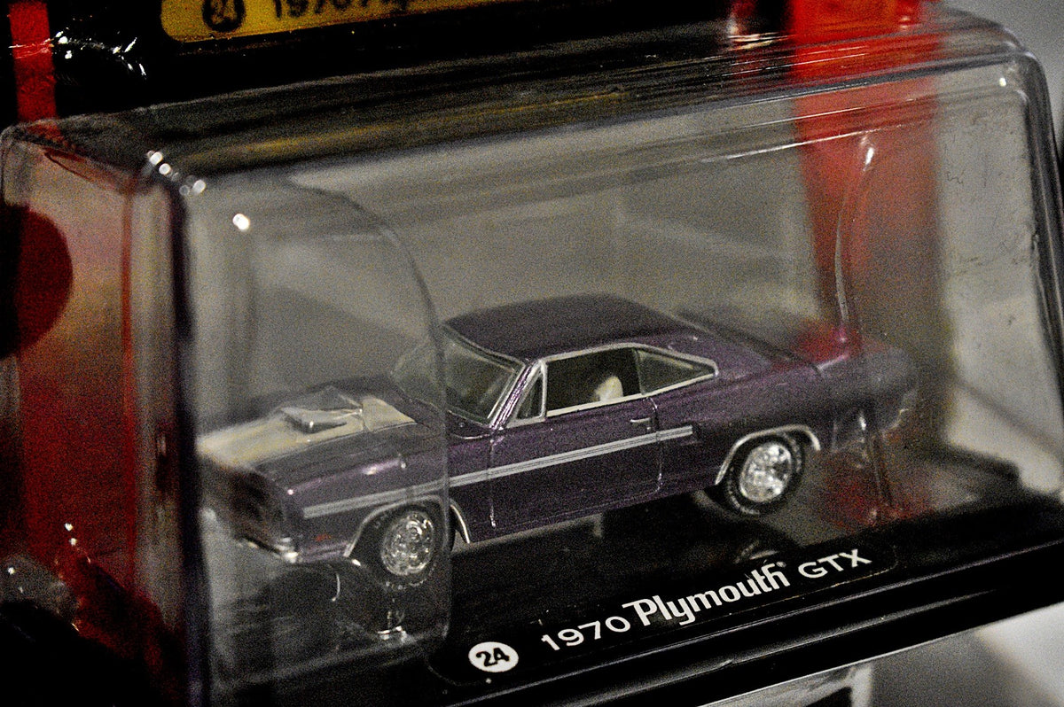 Johnny Lightning Gold Series: 1970 Plymouth GTX