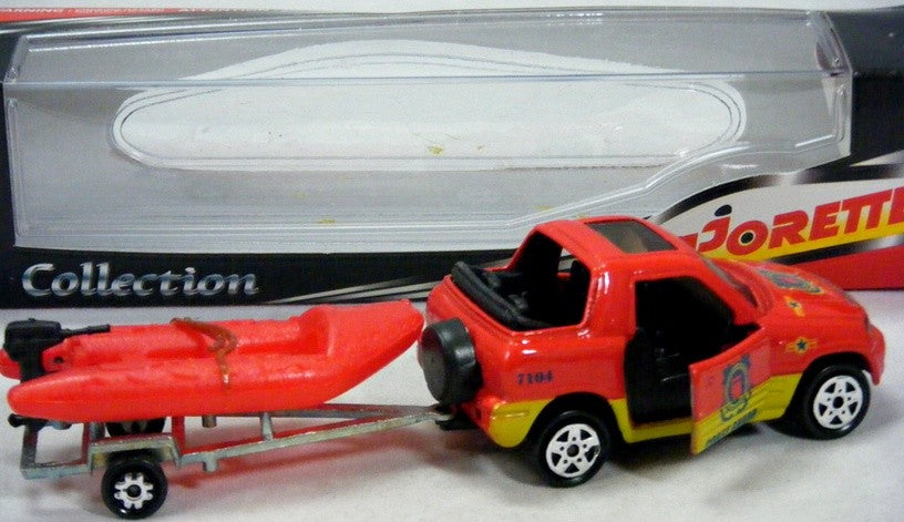 Majorette Trailers Series - Toyota Rav 4 with Inflatable Boat