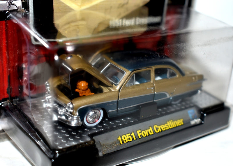 M2 Machines Auto Thentics 1951 Ford Crestliner