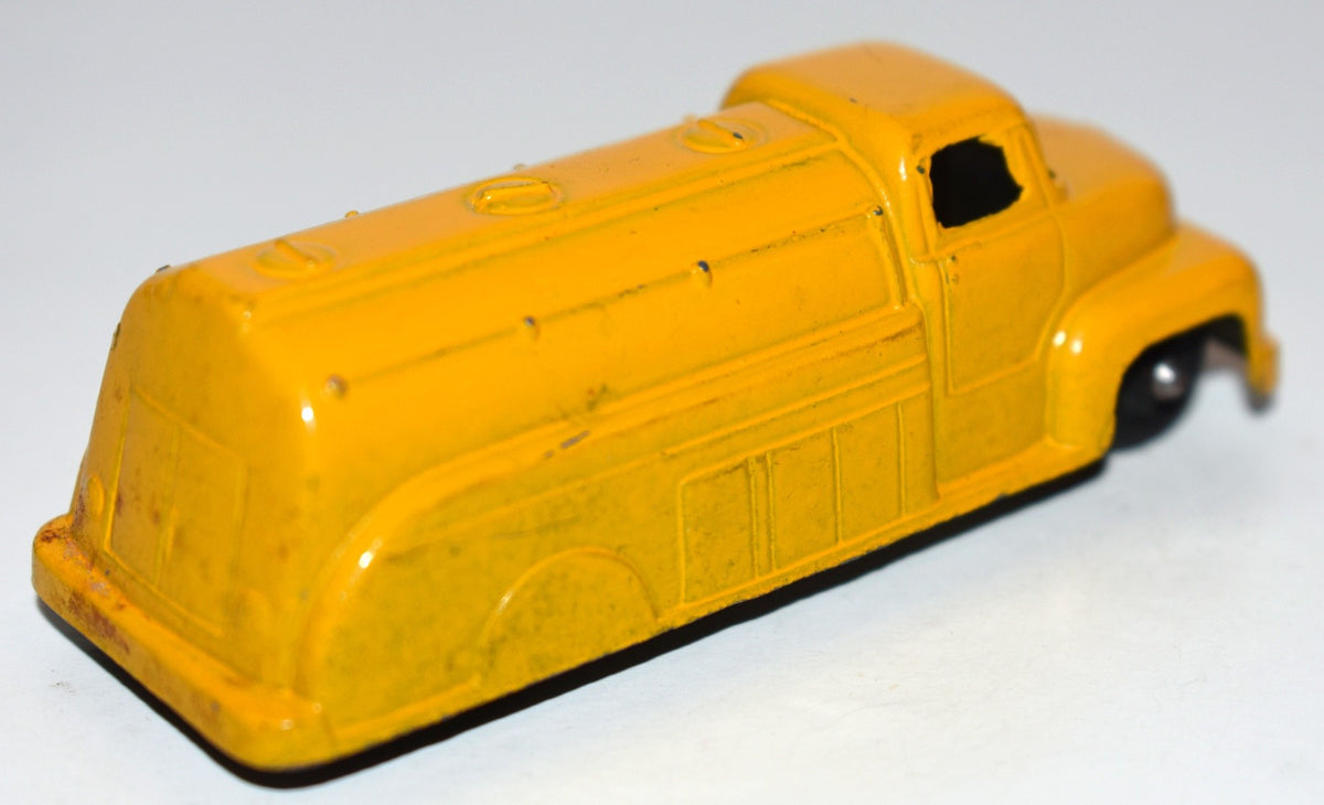 TootsieToy 1955 Ford C600 Oil Tanker Truck