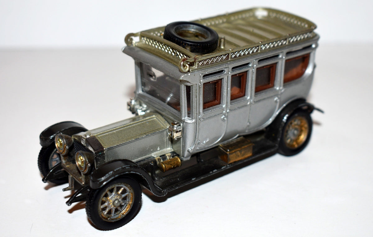 Corgi Classics Series (9041-A) 1912 Rolls Royce Silver Ghost