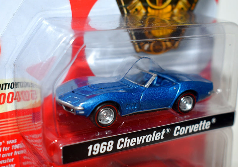 Johnny Lightning - Class of 68 - 68 Chevy Corvette Convertible & 68 Olds 442 W-30 Set