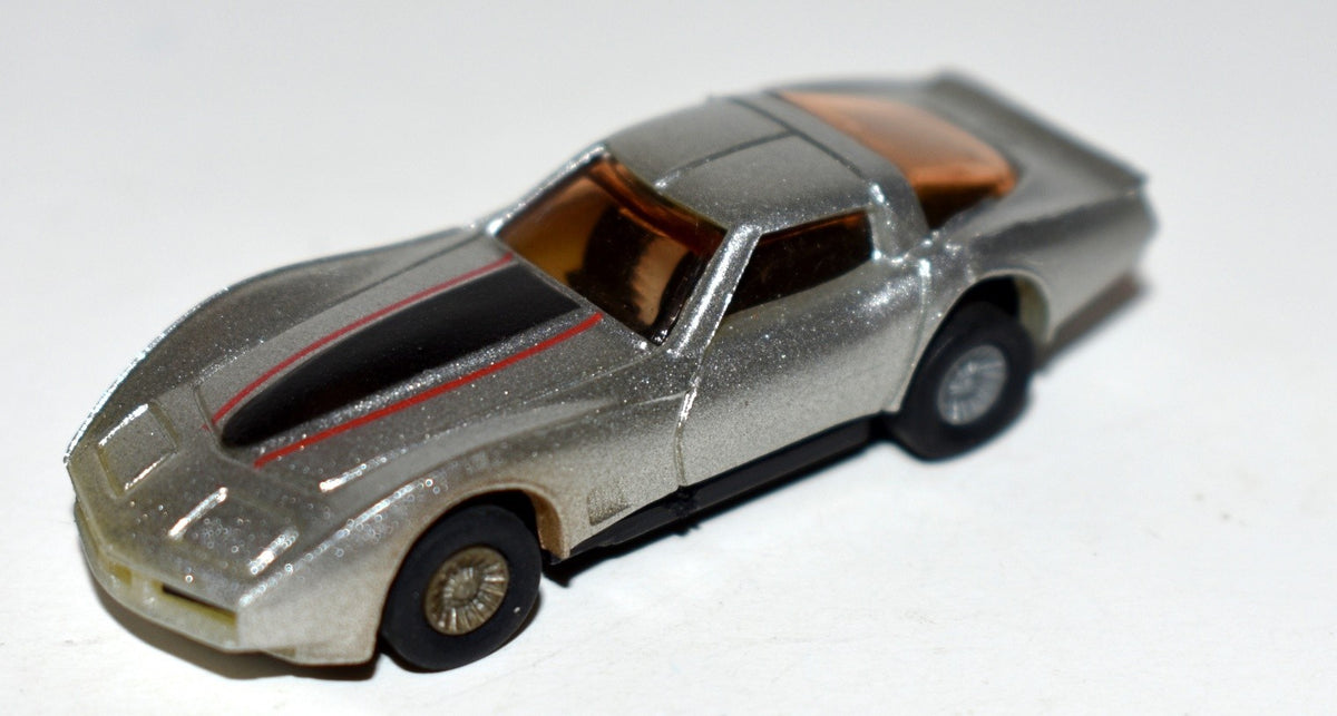Road Champs - JRI, INC  1982 Chevrolet Corvette Coupe