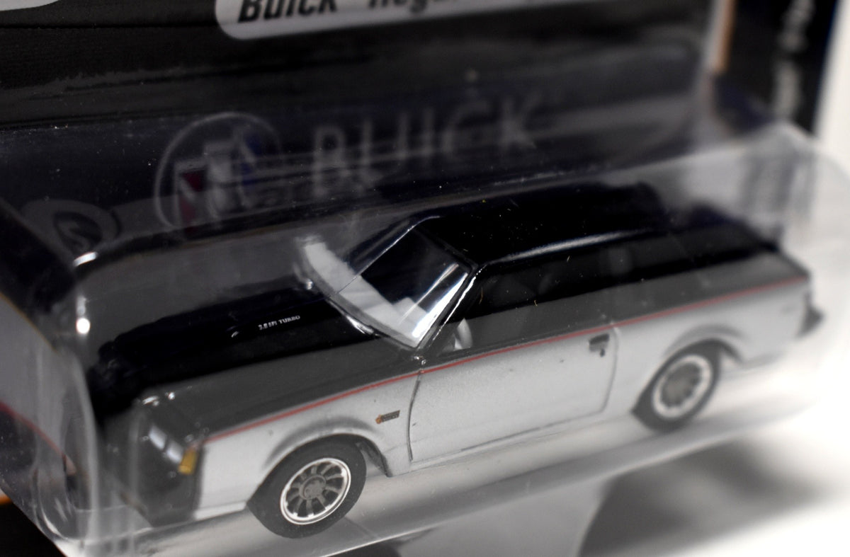 Racing Champions Mint Series - 1985 Buick Regal T-Type