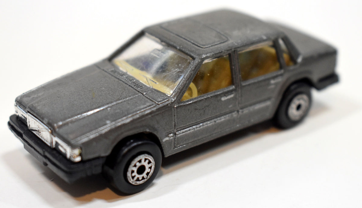 MC Toy - Volvo 760 GLE Sedan