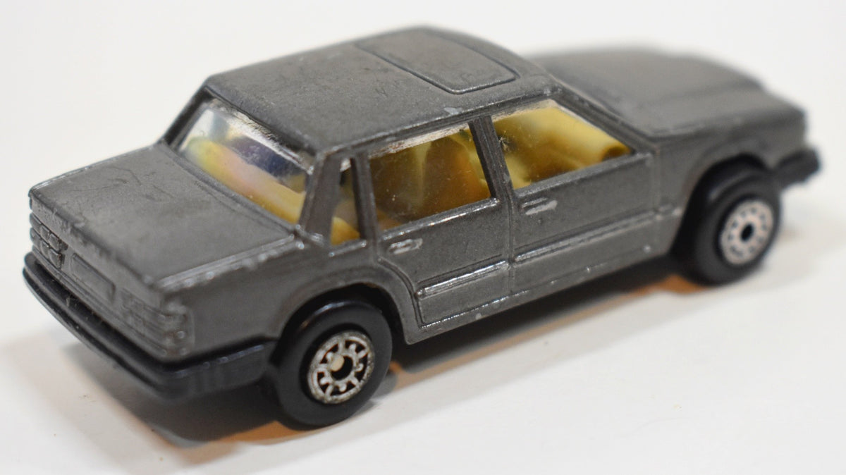 MC Toy - Volvo 760 GLE Sedan
