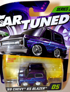 MGA Entertainment - CarTuned - 1969 Chevy K5 Blazer