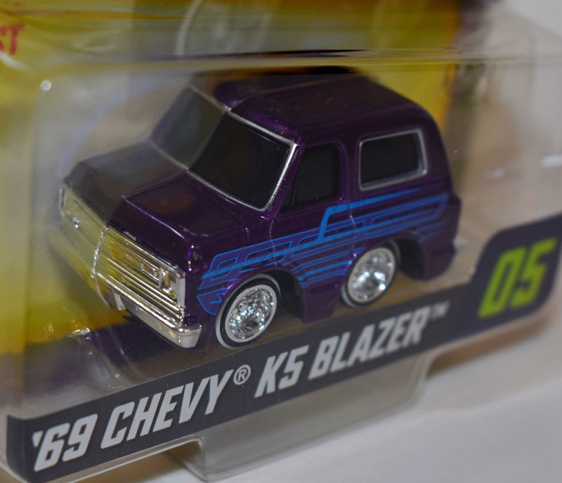 MGA Entertainment - CarTuned - 1969 Chevy K5 Blazer
