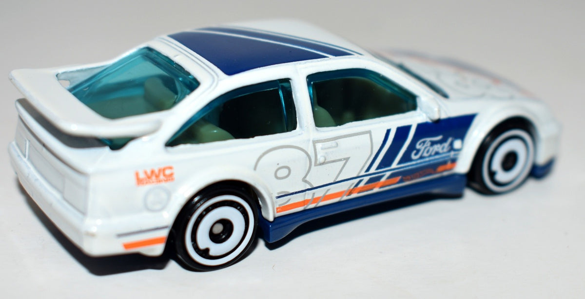 Hot Wheels 1987 Ford Sierra Cosworth