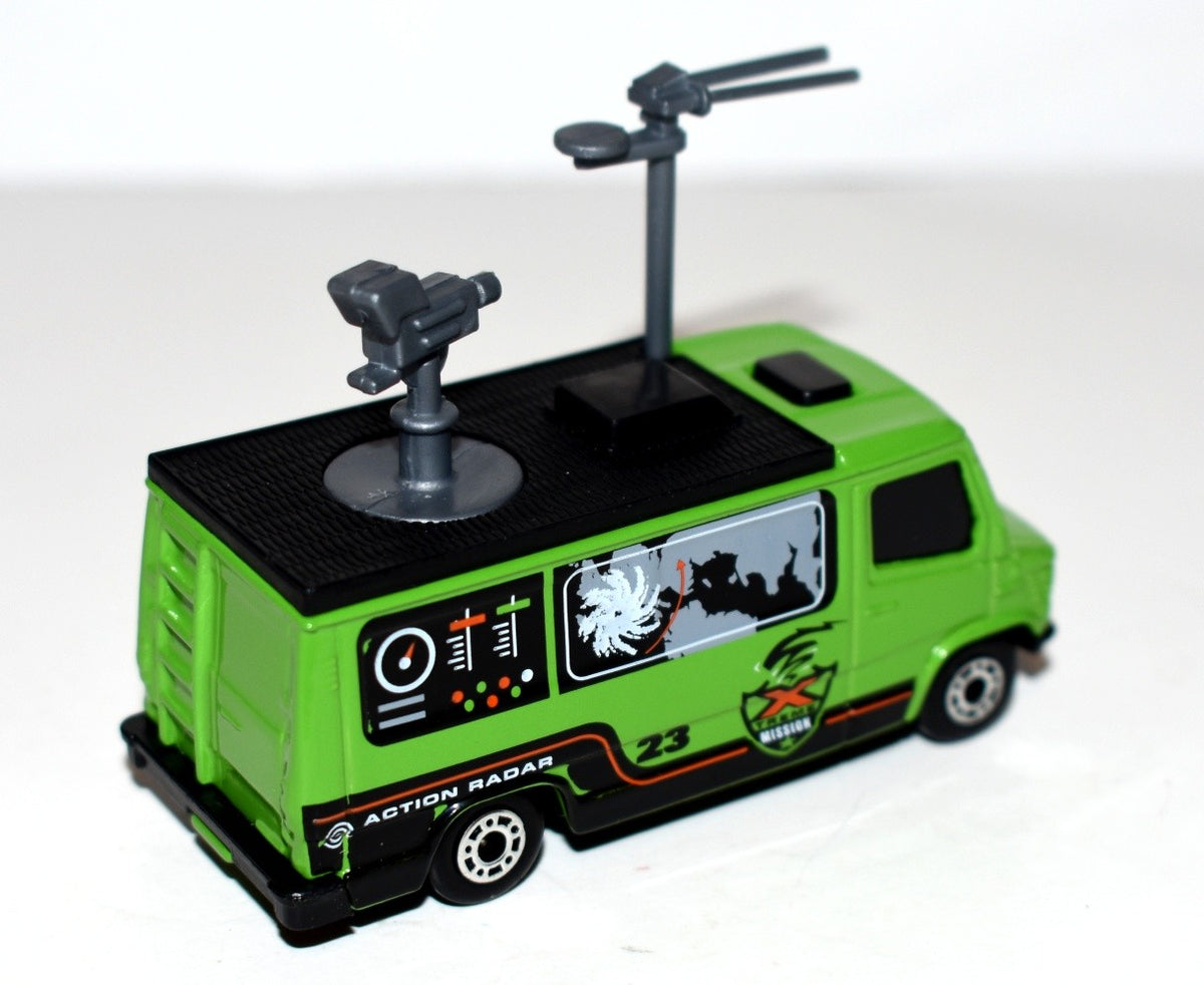 Matchbox Mercedes Benz Storm Tracker Truck
