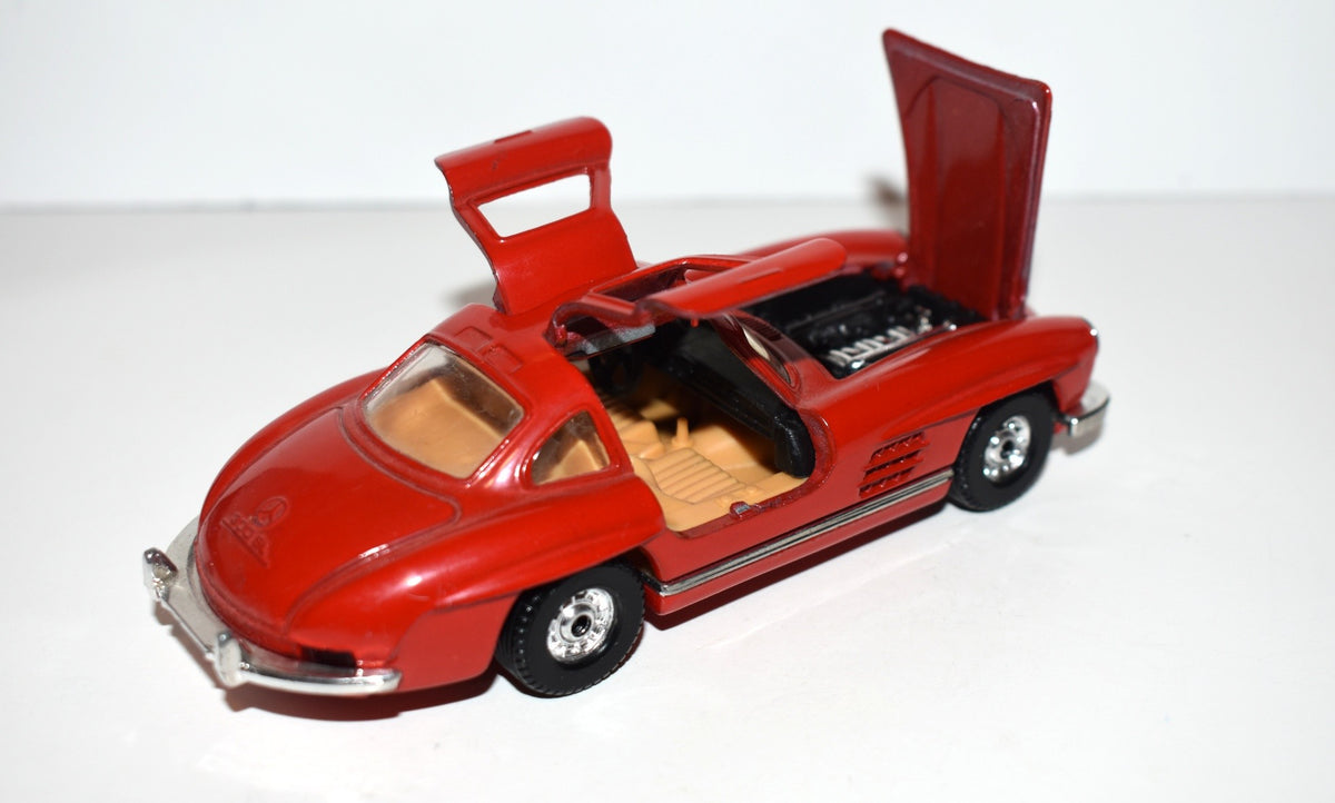 Corgi - (802) 1954 Mercedes-Benz 300SL Gullwing Coupe