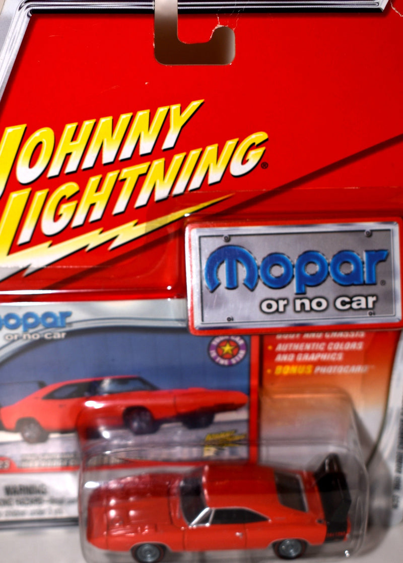Johnny Lightning - MOPAR or no car - 1969 Dodge Daytona