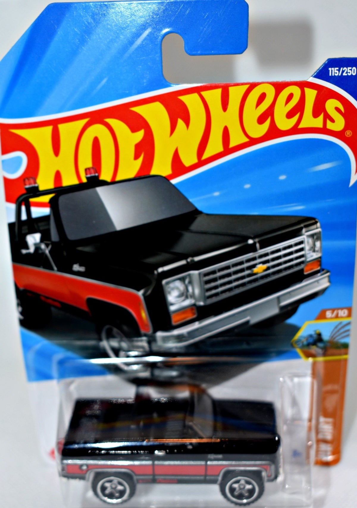Hot Wheels 1975 Chevy Blazer Custom