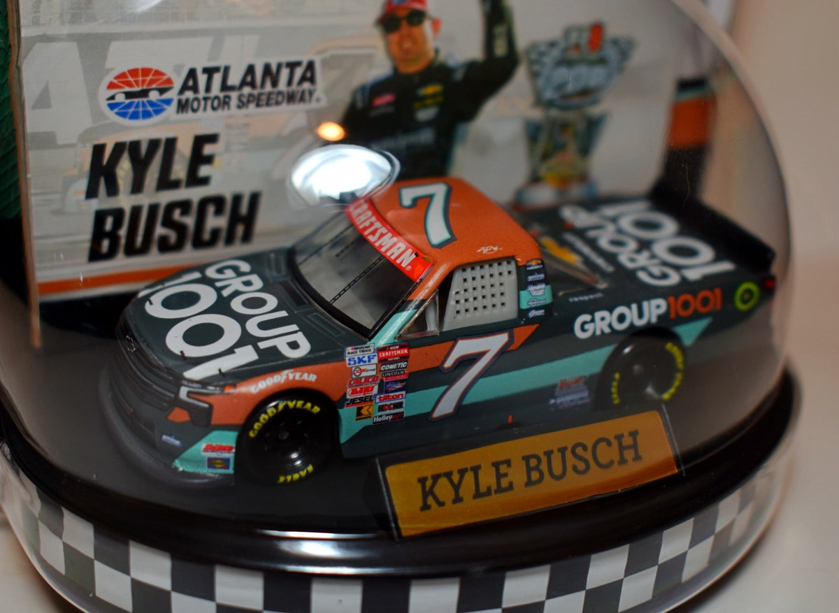 Winners Circle NASCAR Authentics - Kyle Busch Group 1001 Chevrolet Silverado
