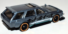 Hot Wheels - Nissan Maxima Wagon Drift Car