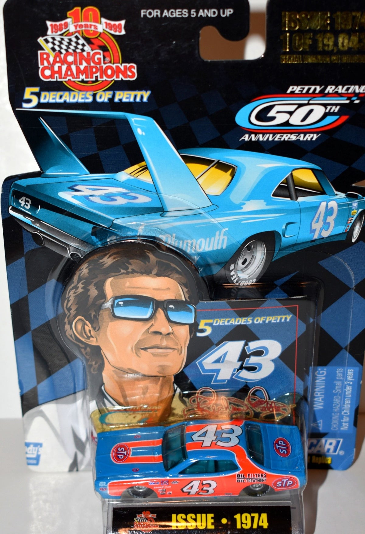 Racing Champions - Richard Petty 1974 Dodge Charger