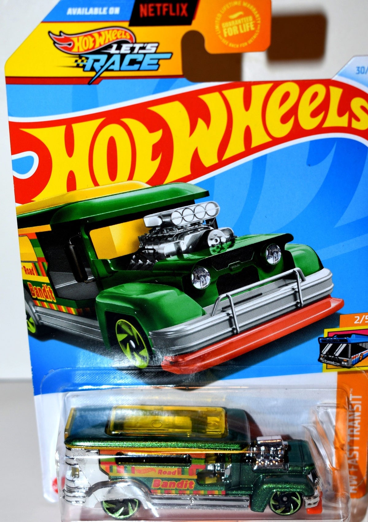 Hot Wheels - Road Bandit Hot Rod Bus