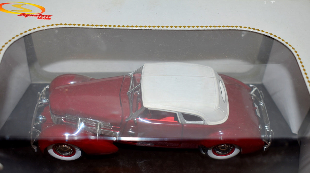 Signature Models - 1936 Cord 812 Supercharged