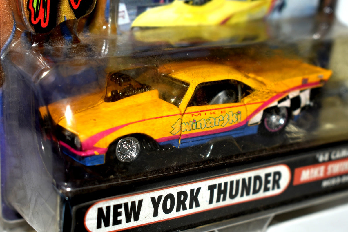 Muscle Machines Super Chevy Show - New York Thunder 68 Camaro - Mike Swinarski