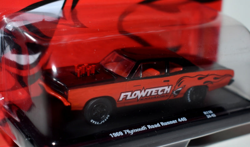 M2 Machines Drivers -  Flowtech - 1969 Plymouth Road Runner 440