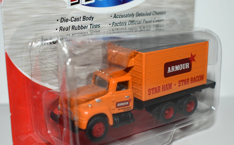 Mini Metals - International R-190 Armour Star Reefer