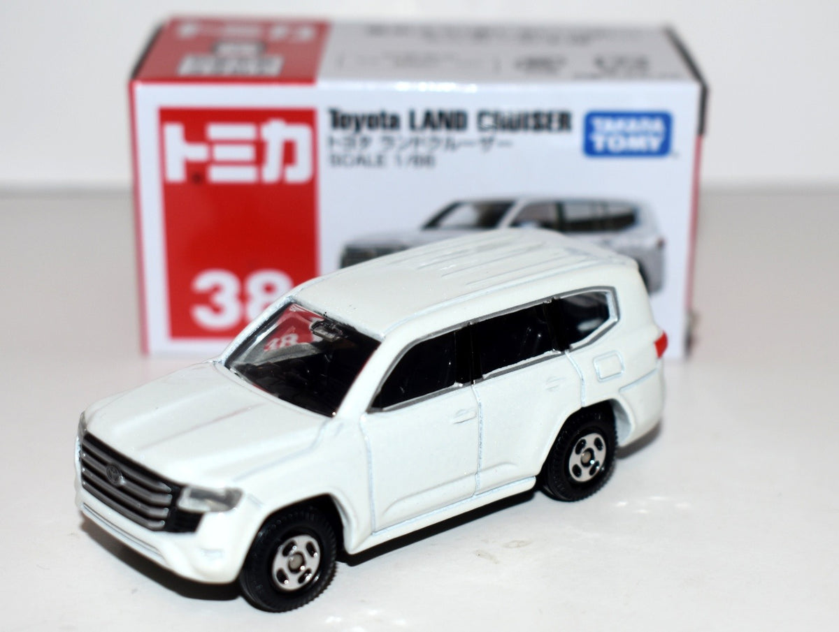 Tomica - 38 - Toyota Land Cruiser SUV