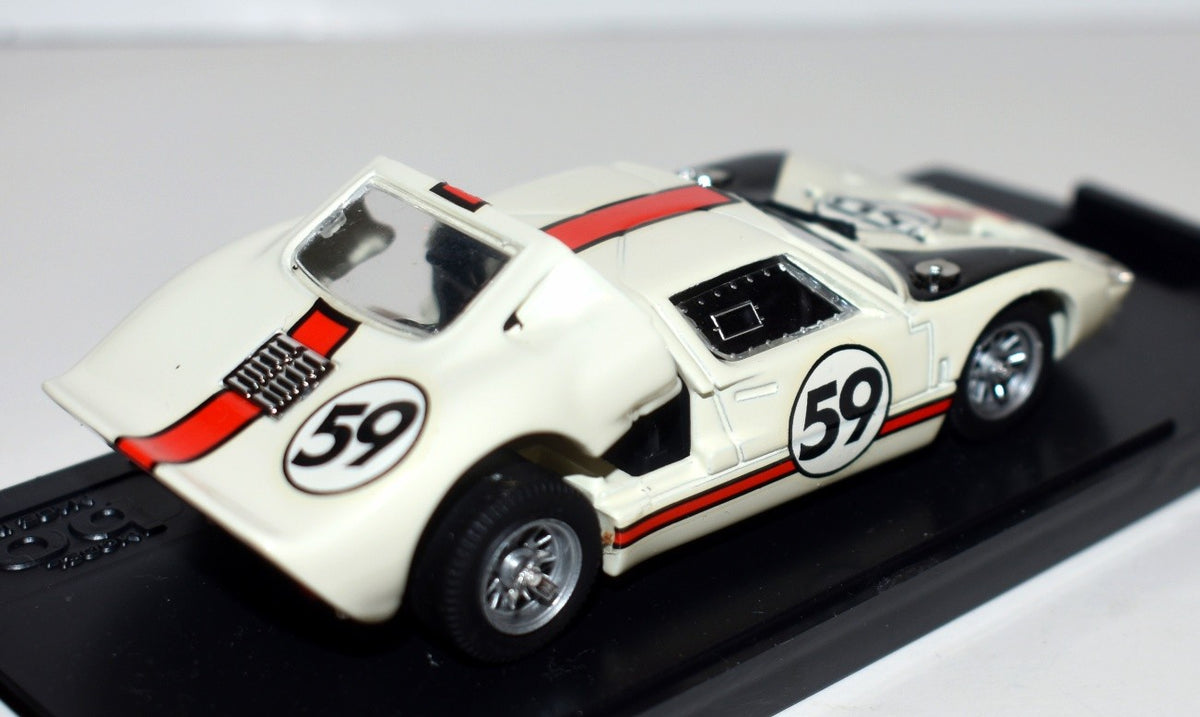 Box Model - 8456 1966 Lemans Ford GT 40