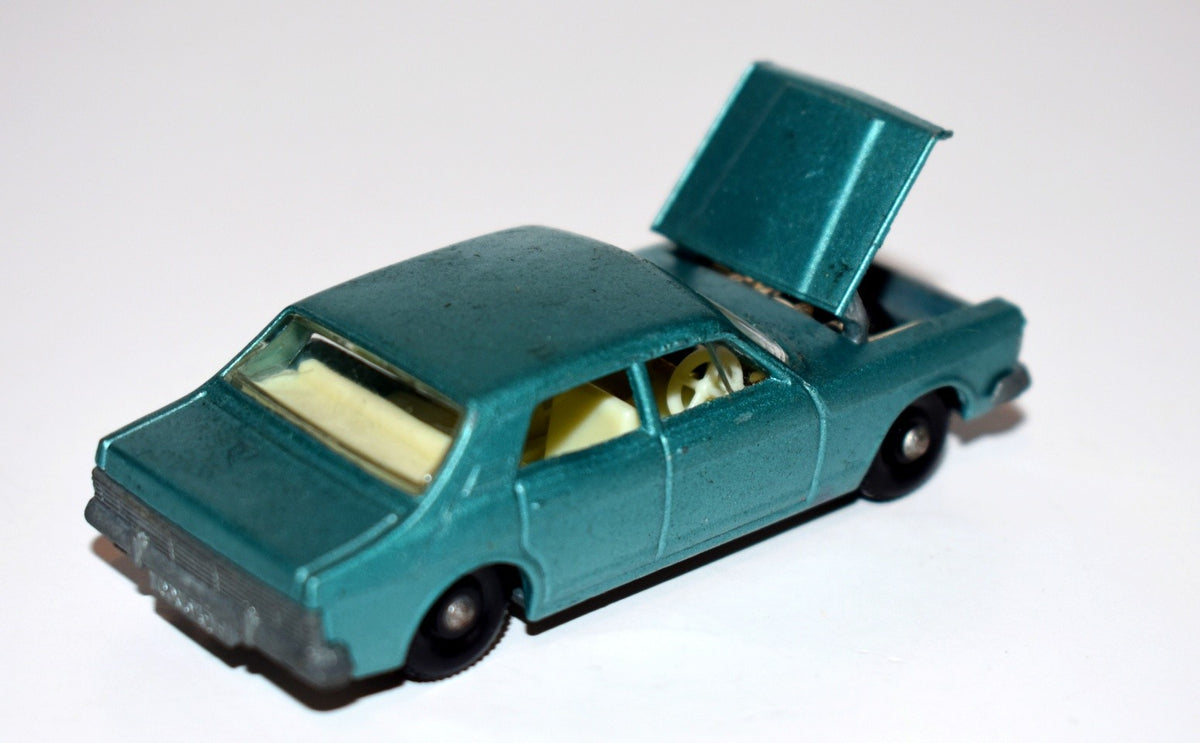 Matchbox Regular Wheels Ford Zodiac MK IV Sedan