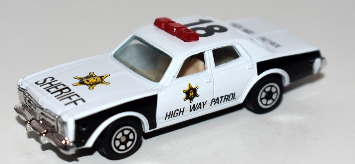 Yatming - Dodge Monaco Highway Patrol Police Car (Error Car)