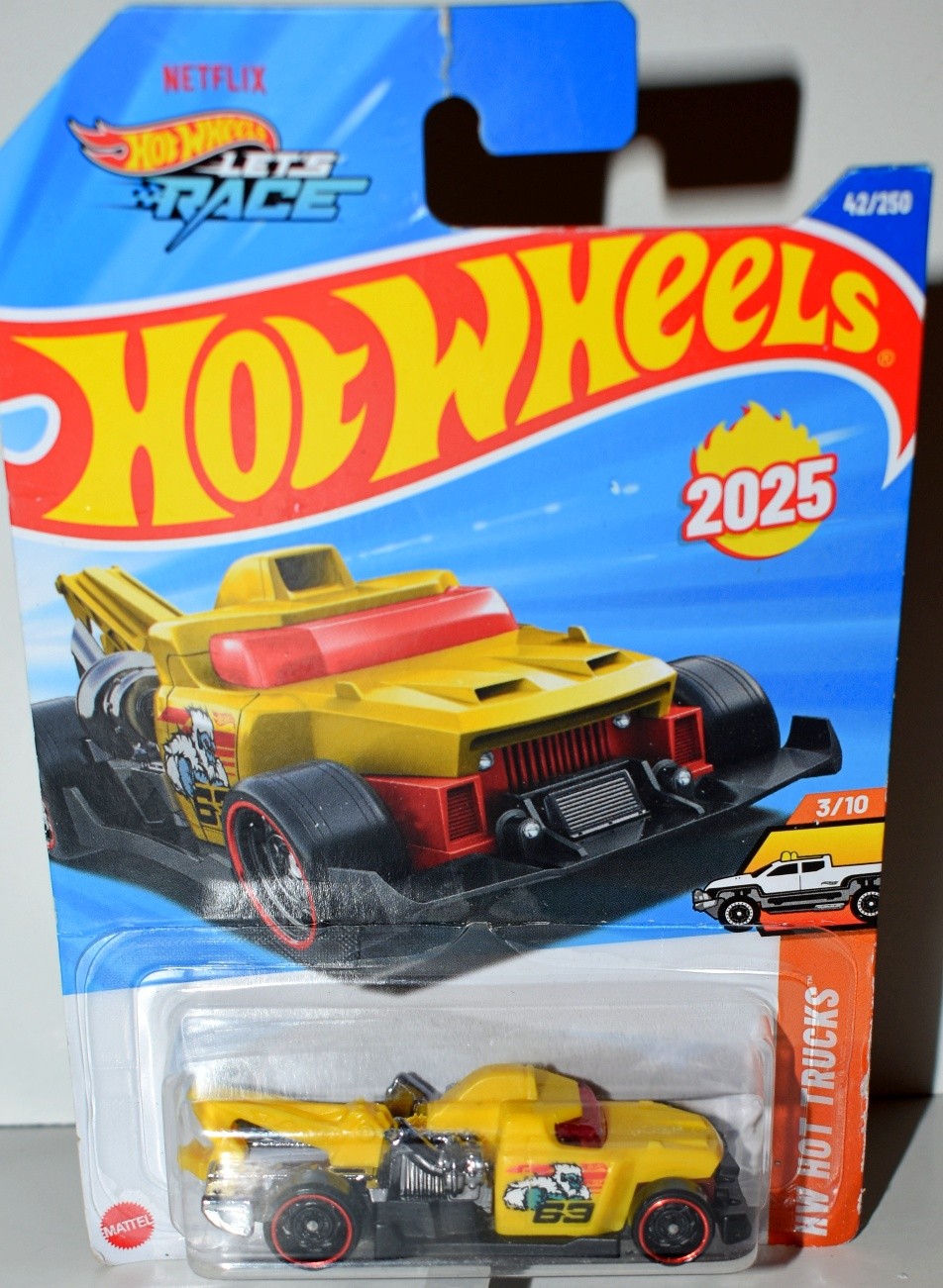Hot Wheels New for 2025 - Haulerback - Hot Rod Tow Truck