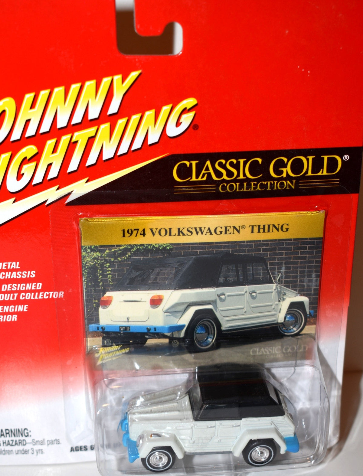 Johnny Lightning Classic Gold - 1974 Volkswagen Thing