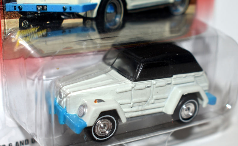Johnny Lightning Classic Gold - 1974 Volkswagen Thing