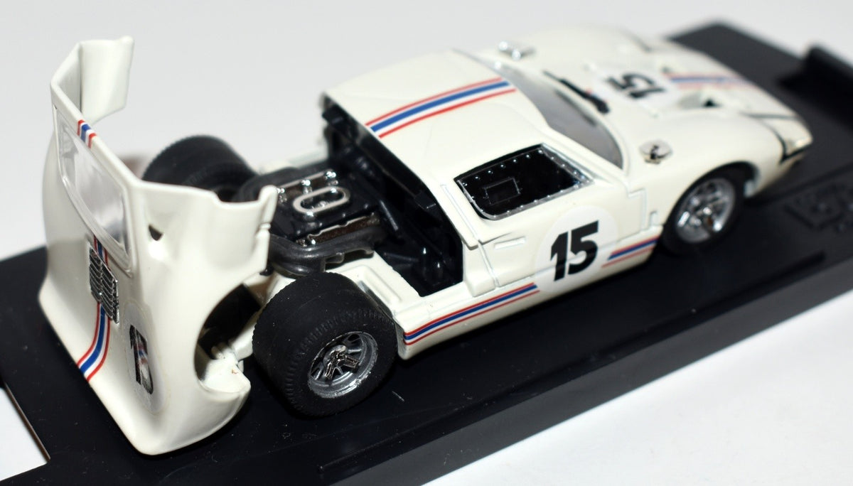Box Model - 8456 1966 Lemans Ford GT 40