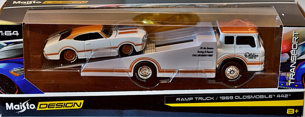 Maisto - Tow & Go - 1969 Hurst Oldsmobile 442 and Flatbed Tow Truck
