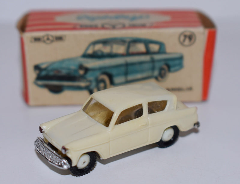 Anguplas - Ford Anglia