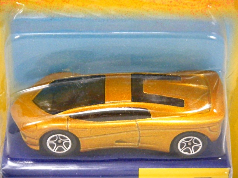 Matchbox Gold Challenge Street Streak Supercar