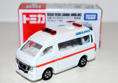 Tomica - Nissan NV350 Caravan Ambulance